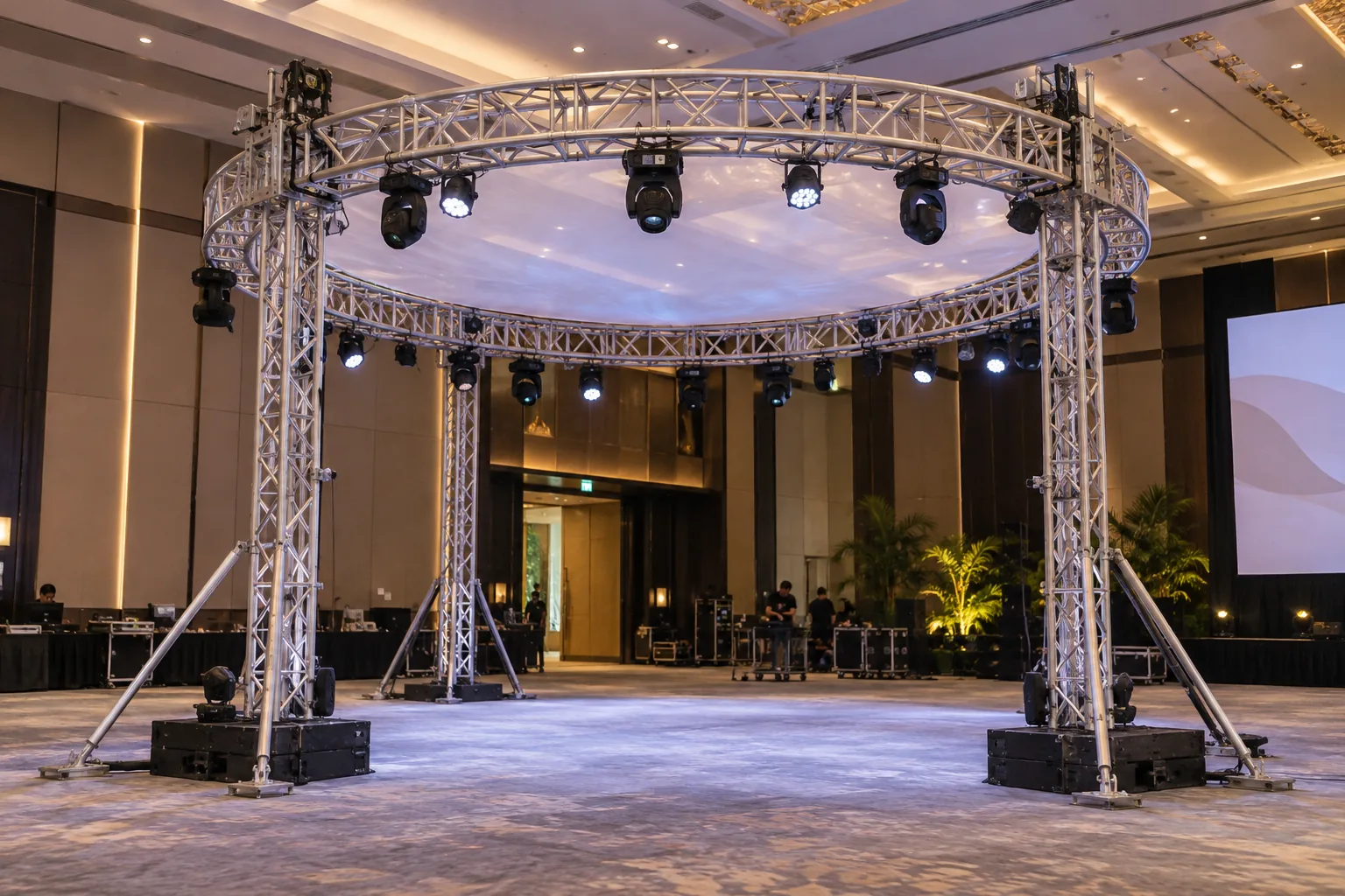 Circular Roof Truss System — illustrative setup